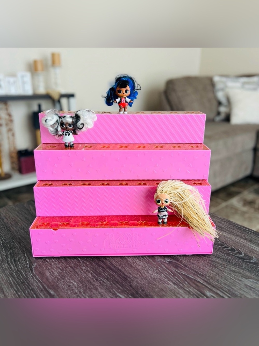 L.O.L. Surprise Display Case